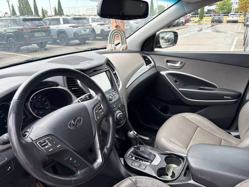 Used 2015 Hyundai Santa Fe Sport w/ Option Group 04 FWD image 4