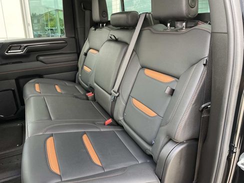 Used 2024 GMC Sierra 2500 AT4 w/ AT4 Premium Plus Package AWD/4WD image 11