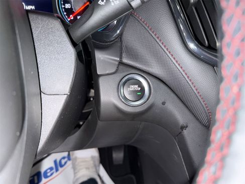 Used 2023 Chevrolet Equinox RS image 17