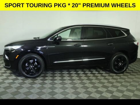 Used 2023 Buick Enclave Essence w/ Sport Touring Edition FWD image 4
