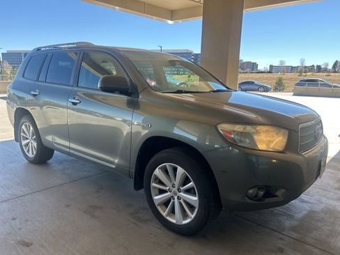 Used 2010 Toyota Highlander Limited image 3
