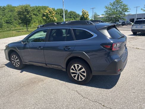 Used 2023 Subaru Outback Premium w/ Popular Package #1 AWD/4WD image 32