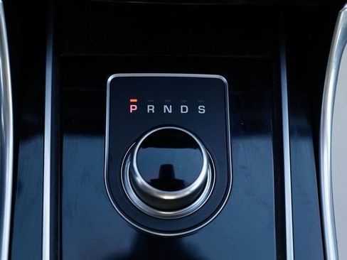 Used 2017 Jaguar XF Prestige image 42