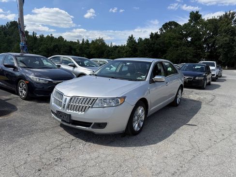Used 2011 Lincoln MKZ w/ 102A Rapid Spec Order Code FWD image 2