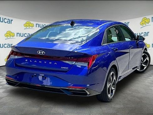 Used 2021 Hyundai Elantra Limited FWD image 13