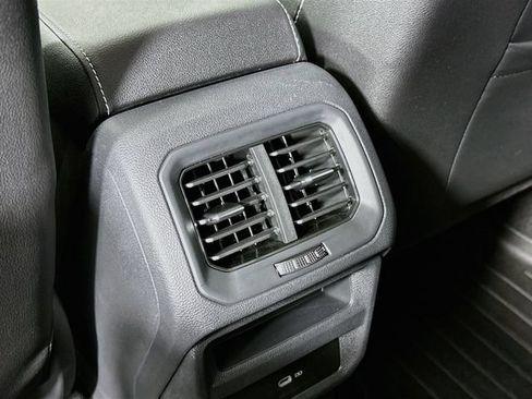 Certified 2023 Volkswagen Taos SEL AWD/4WD image 30