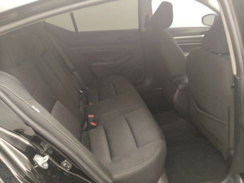 Used 2023 Nissan Altima 2.5 SV FWD image 19