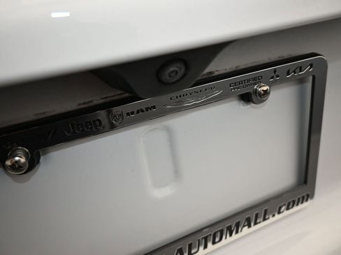 Used 2023 Jeep Compass Altitude image 37