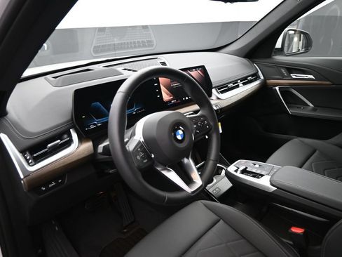 New 2026 BMW X1 xDrive28i w/ Technology Package AWD/4WD image 11