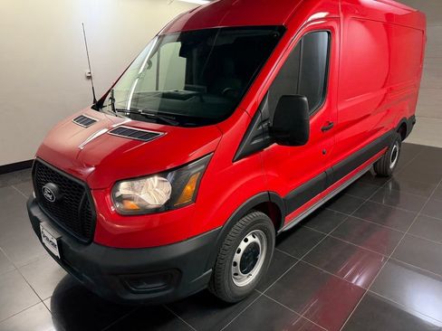 New 2026 Ford Transit 250 148 Medium Roof RWD image 3