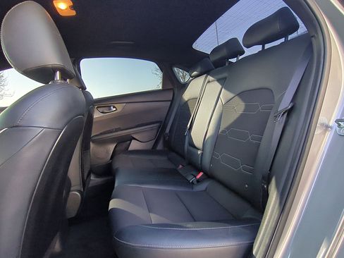 Used 2023 Kia Forte GT-Line image 32