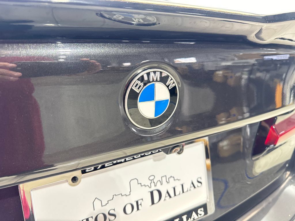 Used 2022 BMW 540i w/ Executive Package RWD image 22