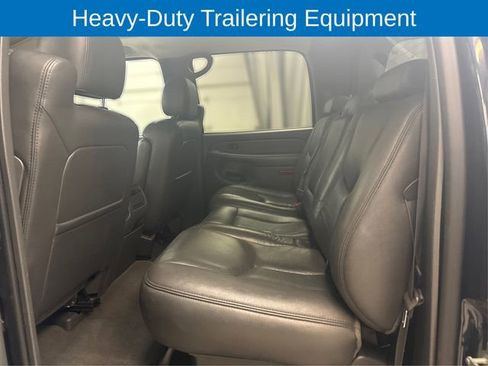 Used 2004 Chevrolet Avalanche Z71 w/ Sun And Sound Package image 10