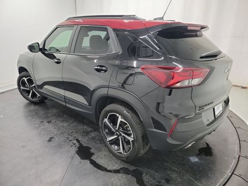 Used 2021 Chevrolet TrailBlazer RS w/ Sun and Liftgate Package image 6