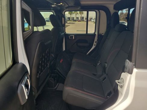 Used 2020 Jeep Gladiator Rubicon w/ Trailer Tow Package image 15