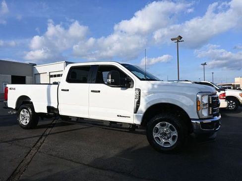 Used 2025 Ford F350 XLT image 9