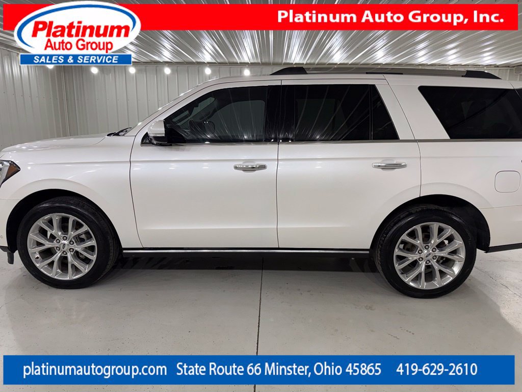 Used 2019 Ford Expedition Limited w/ Equipment Group 302A RWD image 2