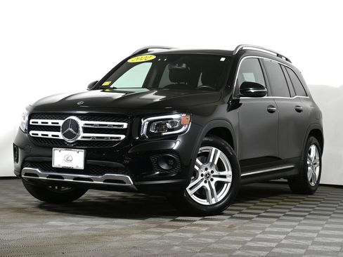 Used 2022 Mercedes-Benz GLB 250 4MATIC image 1