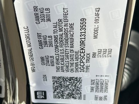 New 2024 Chevrolet Colorado LT w/ LT Convenience Package image 21