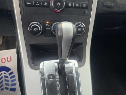 Used 2009 Pontiac Torrent 2WD image 25