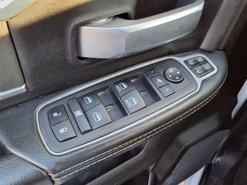 Used 2024 RAM 3500 Big Horn image 15