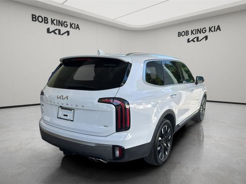 Used 2025 Kia Telluride SX Prestige AWD/4WD image 5