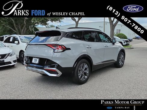 Used 2024 Kia Sportage SX FWD image 4