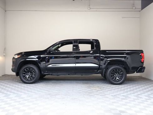 Used 2026 Chevrolet Colorado W/T w/ WT Custom Package RWD image 7
