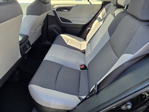 Used 2025 Toyota RAV4 XLE w/ Convenience Package image 12