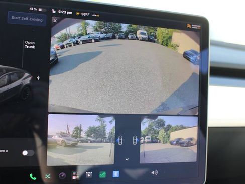 Used 2021 Tesla Model Y Long Range AWD/4WD image 18