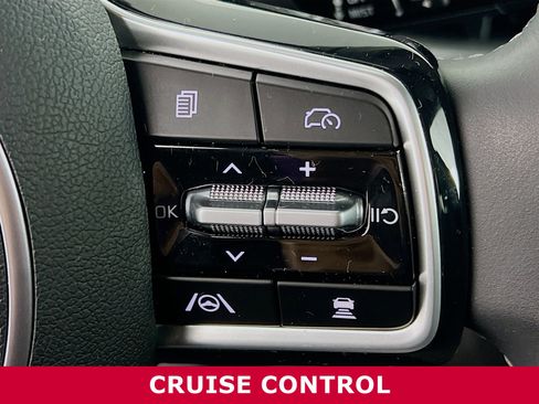 Used 2024 Kia Sorento EX image 16