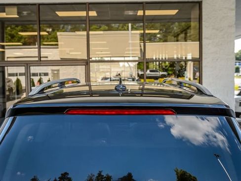 Used 2017 Mercedes-Benz GLS 550 4MATIC image 10