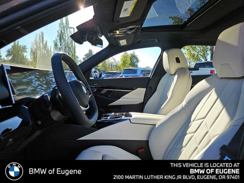 New 2026 BMW 530i xDrive w/ Premium Package AWD/4WD image 24