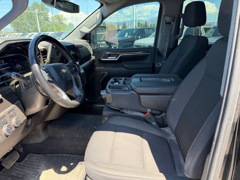 Used 2024 Chevrolet Silverado 2500 LT w/ Convenience Package AWD/4WD image 3