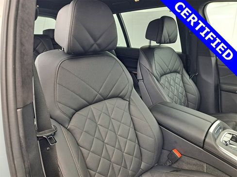 Certified 2024 BMW X7 xDrive40i w/ M Sport Package image 18