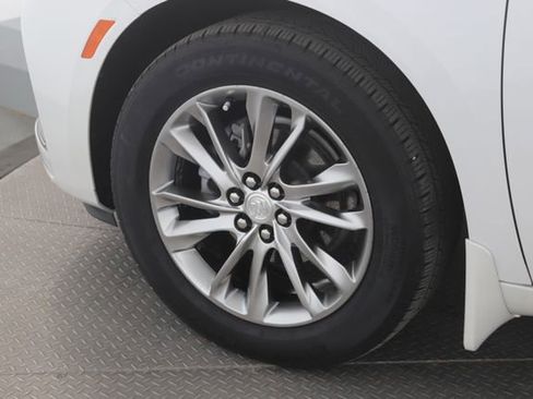 Used 2022 Buick Enclave Avenir w/ Avenir Technology Package image 13