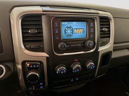 Used 2017 RAM 1500 Classic SLT AWD/4WD image 25