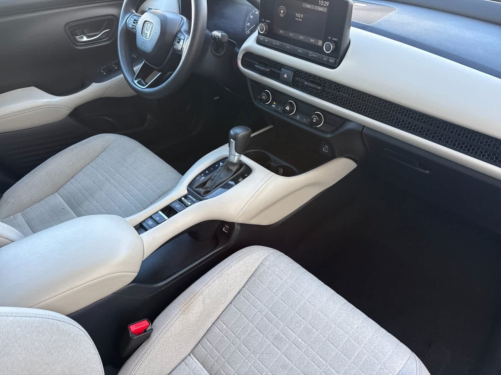 Used 2023 Honda HR-V LX image 16
