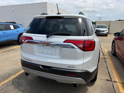 Used 2018 GMC Acadia SLT AWD/4WD image 3