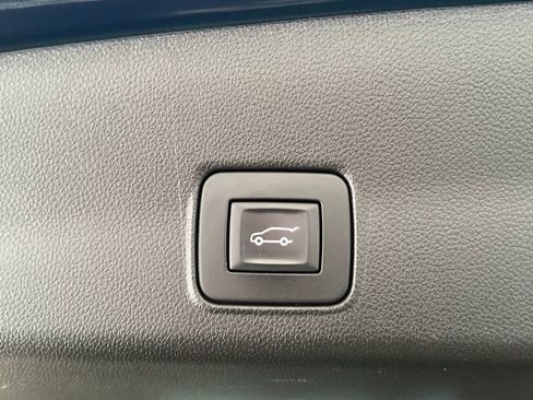 Used 2023 Chevrolet TrailBlazer ACTIV w/ Sun and Liftgate Package AWD/4WD image 45
