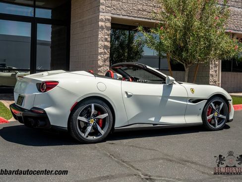 Used 2022 Ferrari Portofino M RWD image 8
