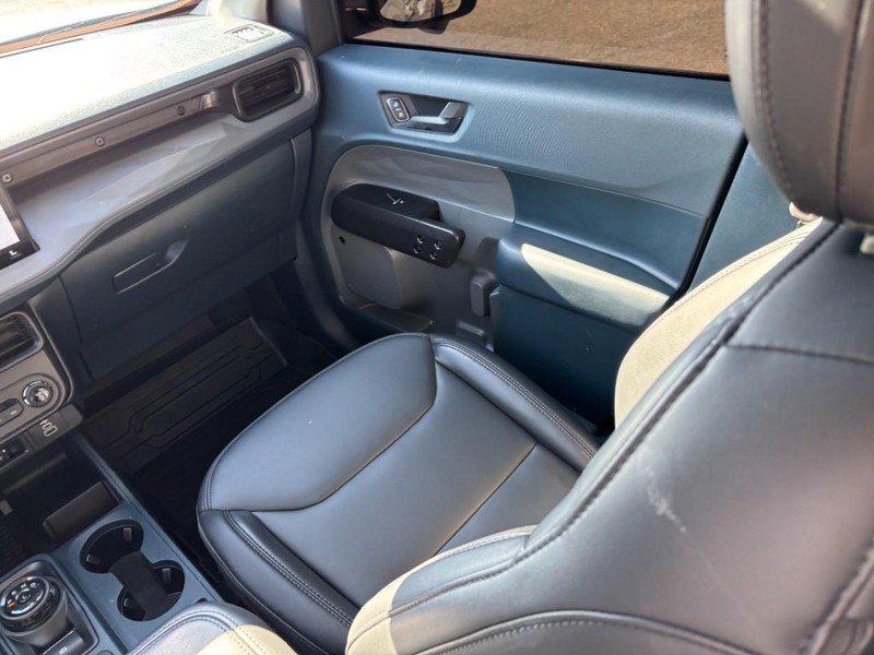 Used 2025 Ford Maverick Lariat w/ Black Appearance Package AWD/4WD image 14
