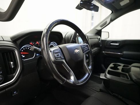 Used 2019 Chevrolet Silverado 1500 LT w/ Convenience Package image 8