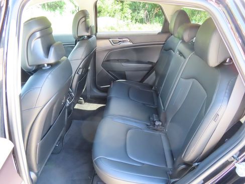 Certified 2024 Kia Sportage EX AWD/4WD image 32