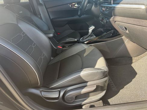 Used 2022 Kia Forte GT-Line FWD image 18