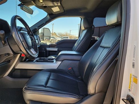 Used 2022 Ford F250 Lariat w/ Lariat Value Package image 19