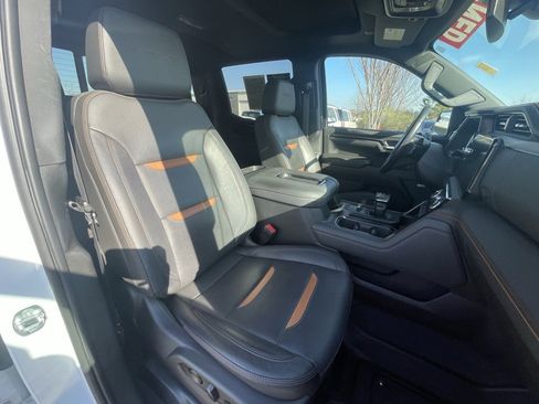 Used 2022 GMC Sierra 1500 AT4 w/ AT4 Preferred Package image 29
