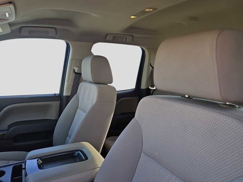 Used 2018 Chevrolet Silverado 1500 LT w/ Texas Edition image 15