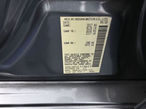 Used 2018 Nissan Altima 2.5 SR w/ SR Midnight Edition image 17