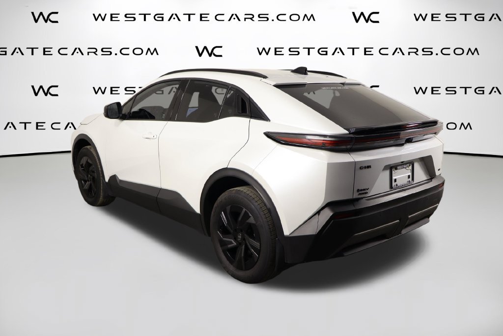 Used 2026 Toyota C-HR AWD/4WD image 47